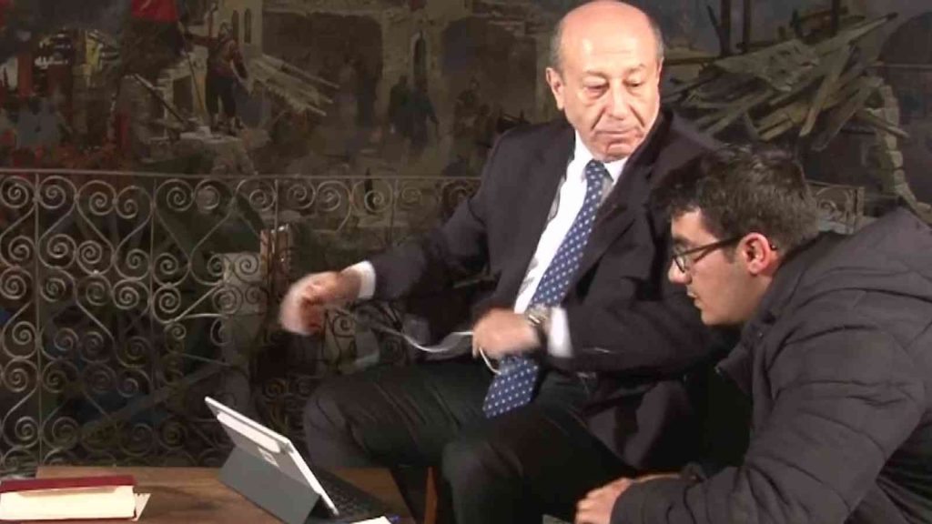 Gazeteci Muharrem Sarıkaya’dan İHA muhabirine tokatlı saldırı