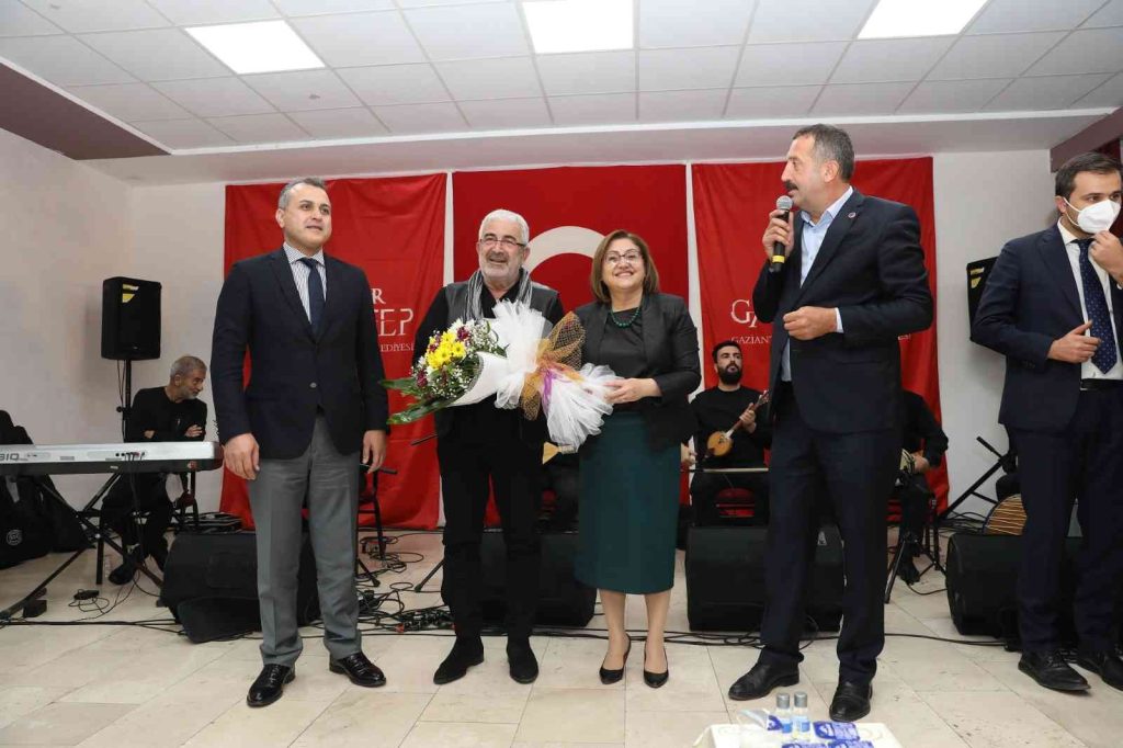 GAZİANTEP’te 25 Aralık Halk konserleri başladı