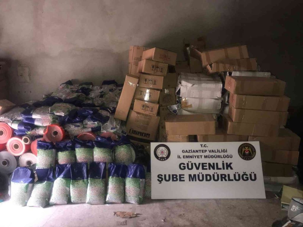GAZİANTEP – 3 milyon lira değerinde sahte deterjan ele geçirildi