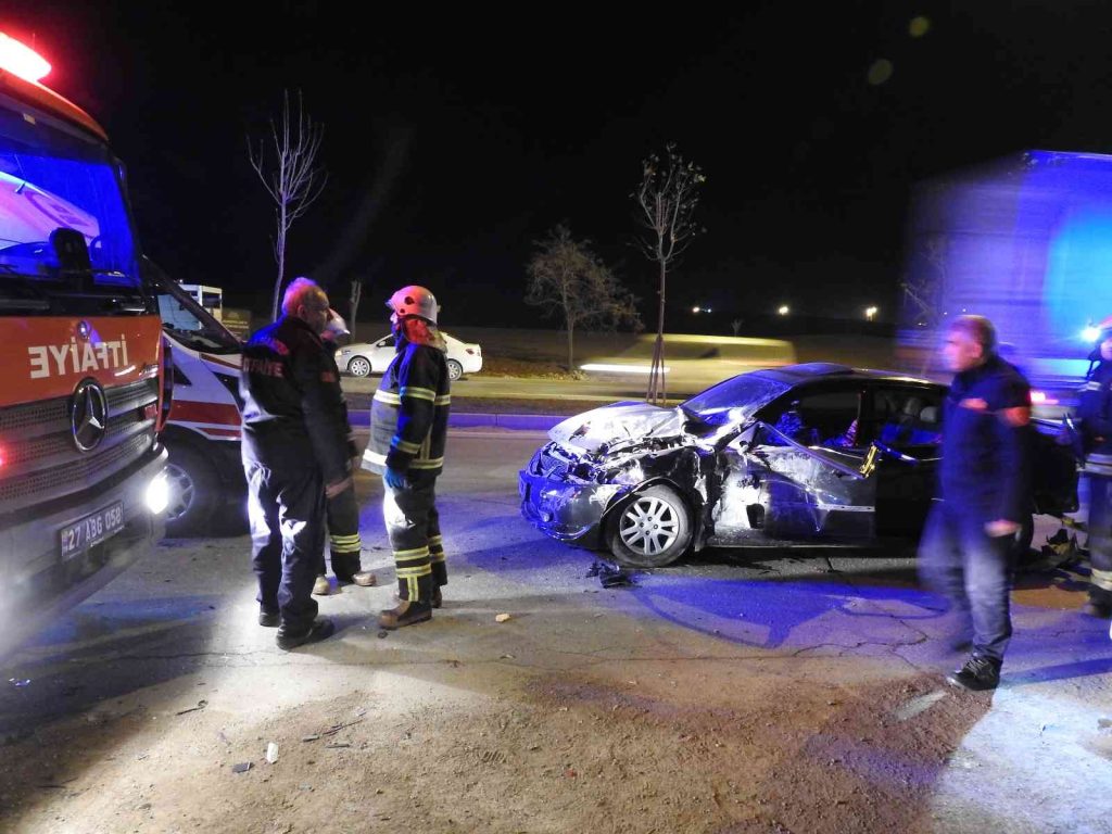 GAZİANTEP – Trafik Kazası 5 yaralı