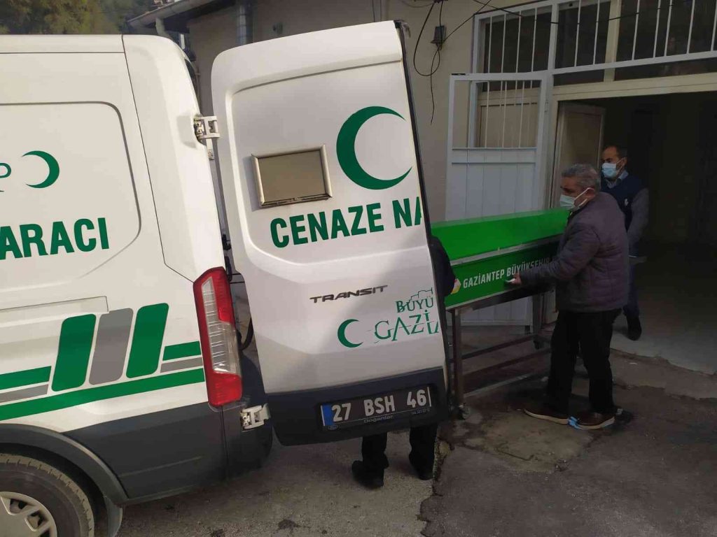 Gaziantep’te sahte alkolden ölenlerin sayısı 8’ye yükseldi