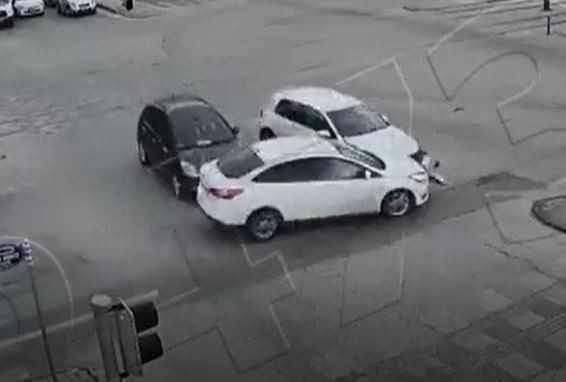 Gaziantep’te trafik kazaları kameralara yansıdı