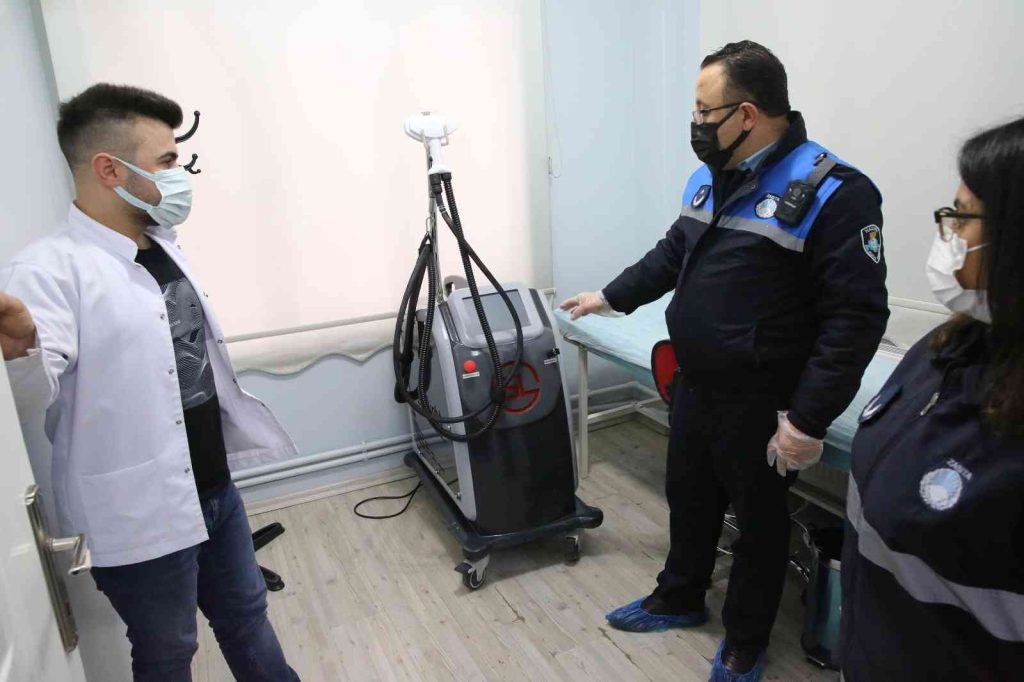 Haliliye’de zabıta ekipleri güzellik merkezlerini denetlendi