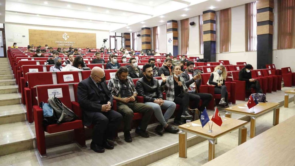 GAZİANTEP – HKÜ’de yamaç paraşütü heyecanı