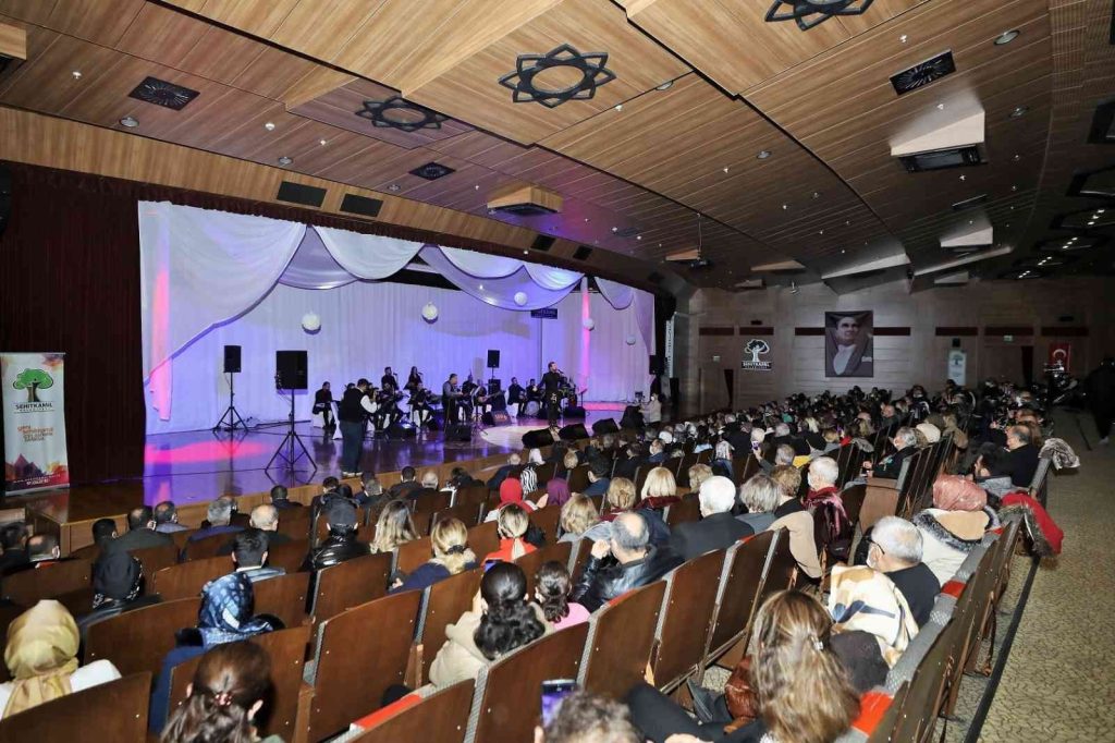 GAZİANTEP – İhsan Güvenç, Şehitkamilliler için söyledi