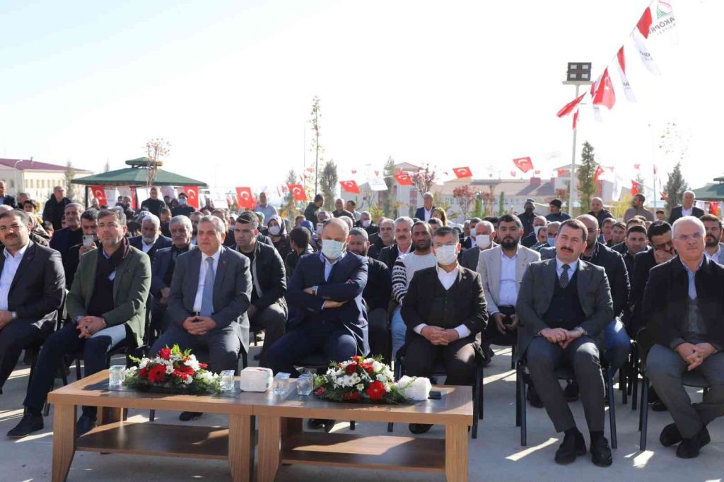 Karaköprü’de yeni bir park hizmete açıldı