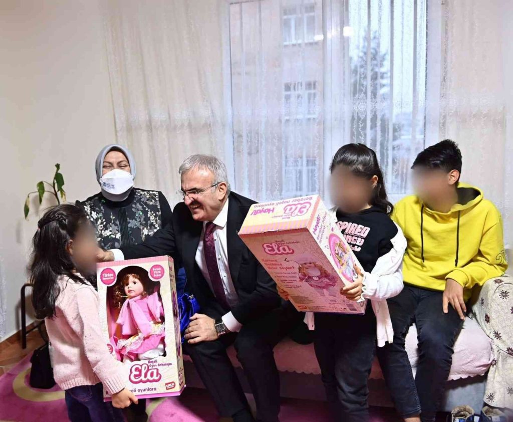 Karaloğlu ailesi yetim ailelerini ziyarete devam ediyor