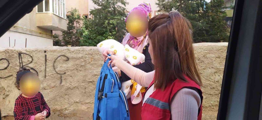 DİYARBAKIR – 688 bebeğe ‘Hoş geldin’ paketi dağıtıldı