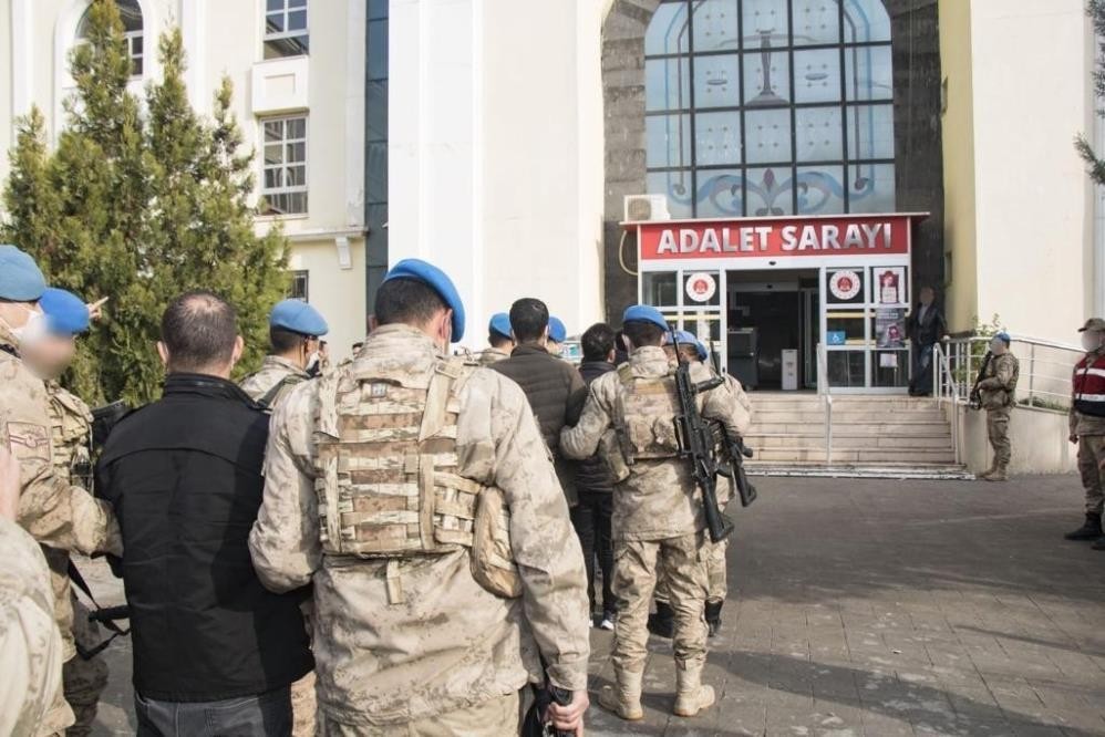 DİYARBAKIR – Kayıp Kübra Ekin, cinayet zanlısı erkek arkadaşıyla pasaport başvurusunda bulunmuş