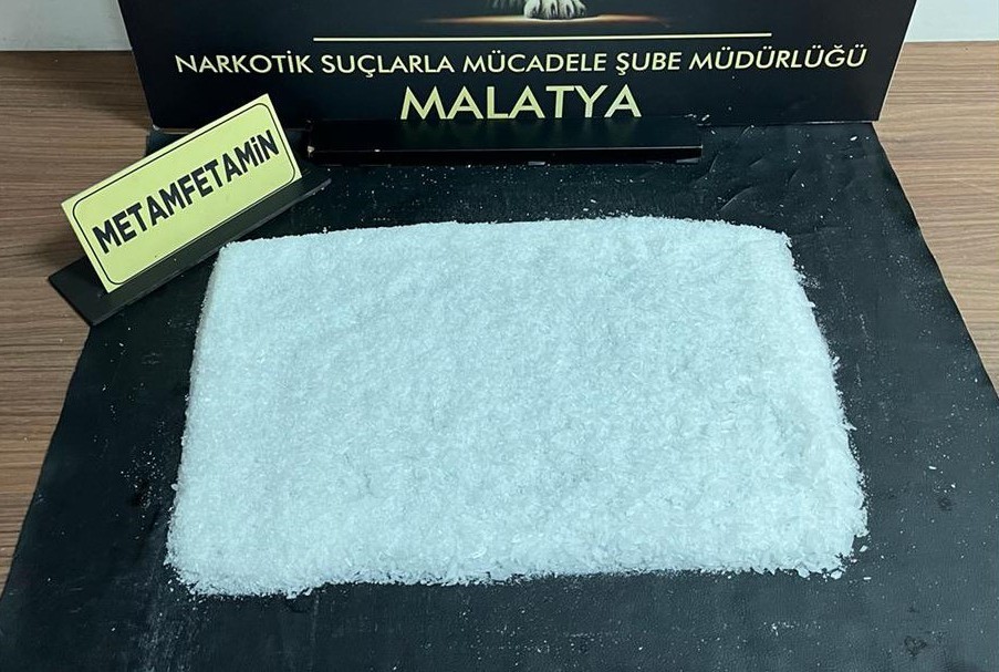 Malatya’da zehir tacirlerine darbe
