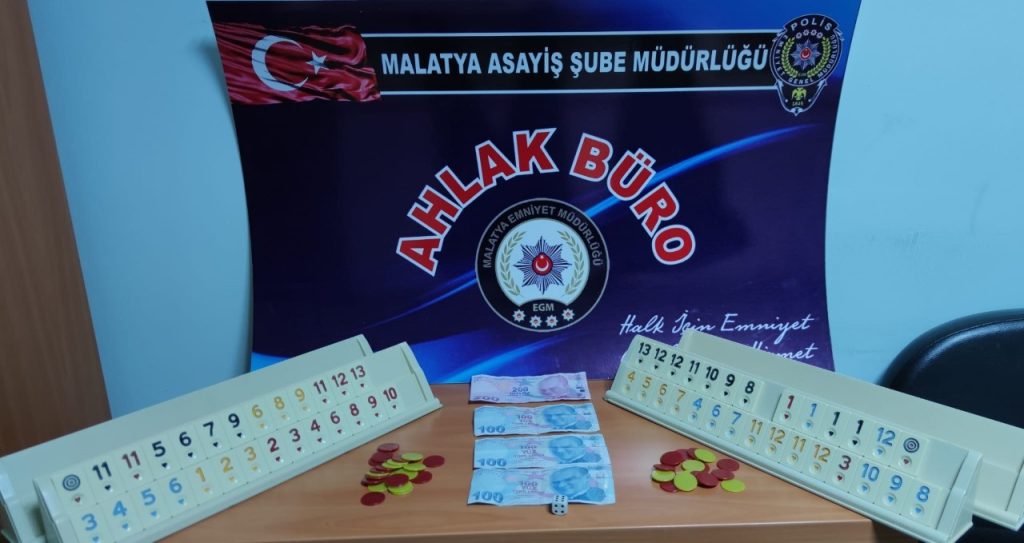 Polisten kumar baskını