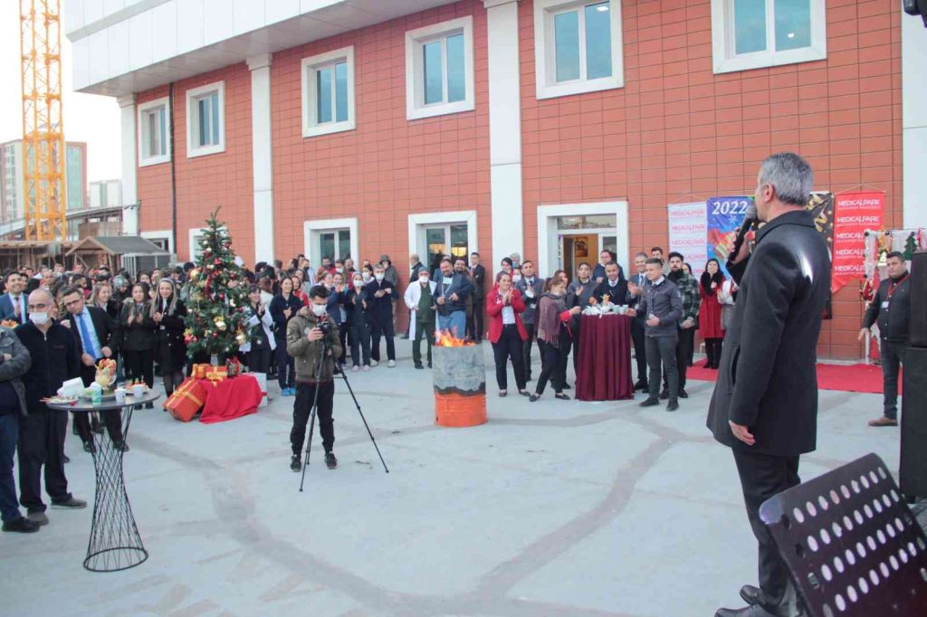 GAZİANTEP – Sağlık çalışanları 1 yıllık stres attı