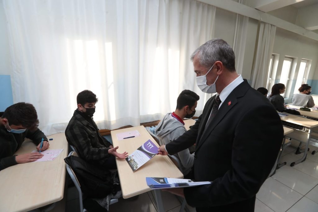 Şahinbey’den öğrencilere deneme sınavı
