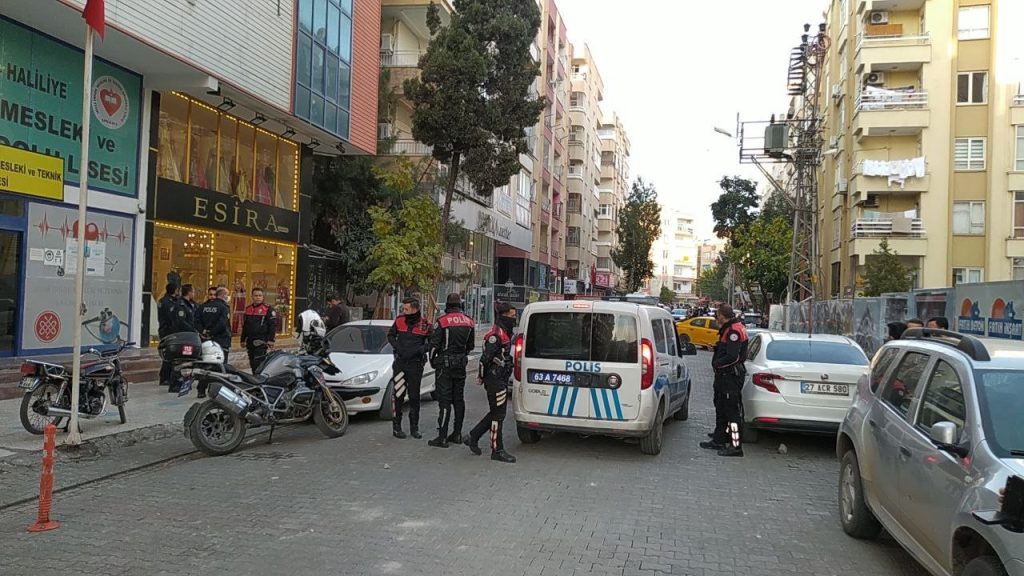 Şanlıurfa’da okul önünde kavga: 6 gözaltı