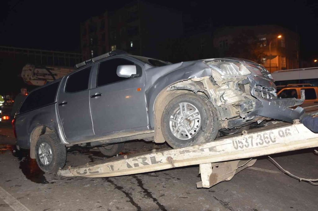 ŞANLIURFA – Siverek’te zincirleme trafik kazası: 5 yaralı