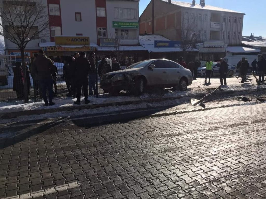 Solhan’da trafik kazası: 2 yaralı
