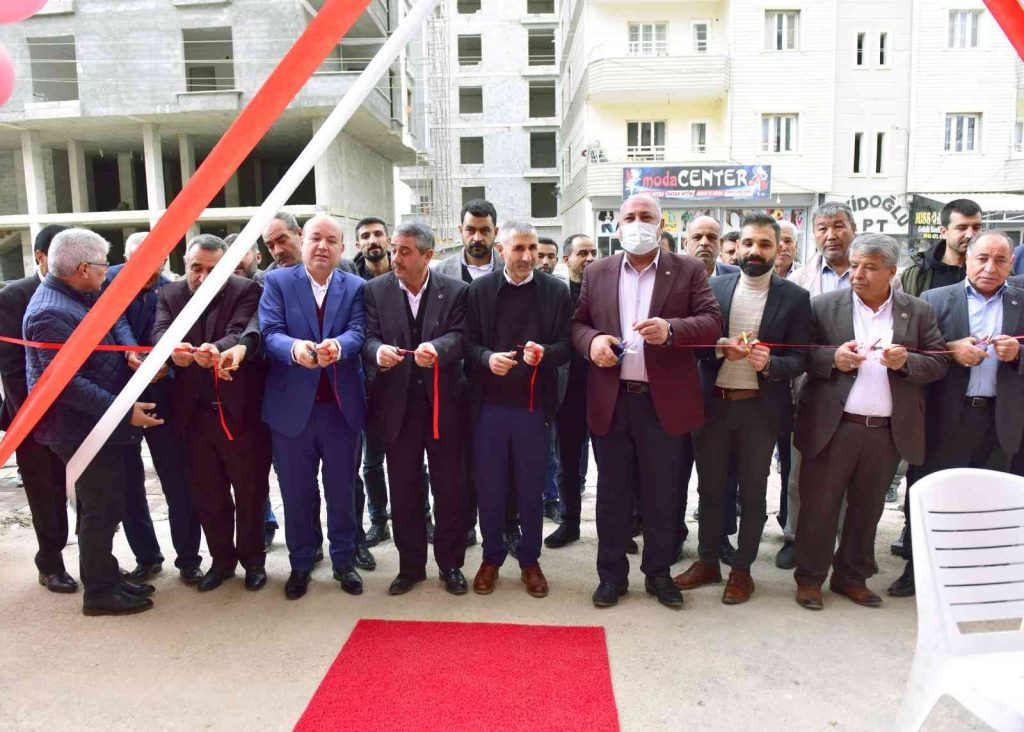 ŞANLIURFA – Soylu Ceylanpınar’da sağlık kabininin açılışını yaptı