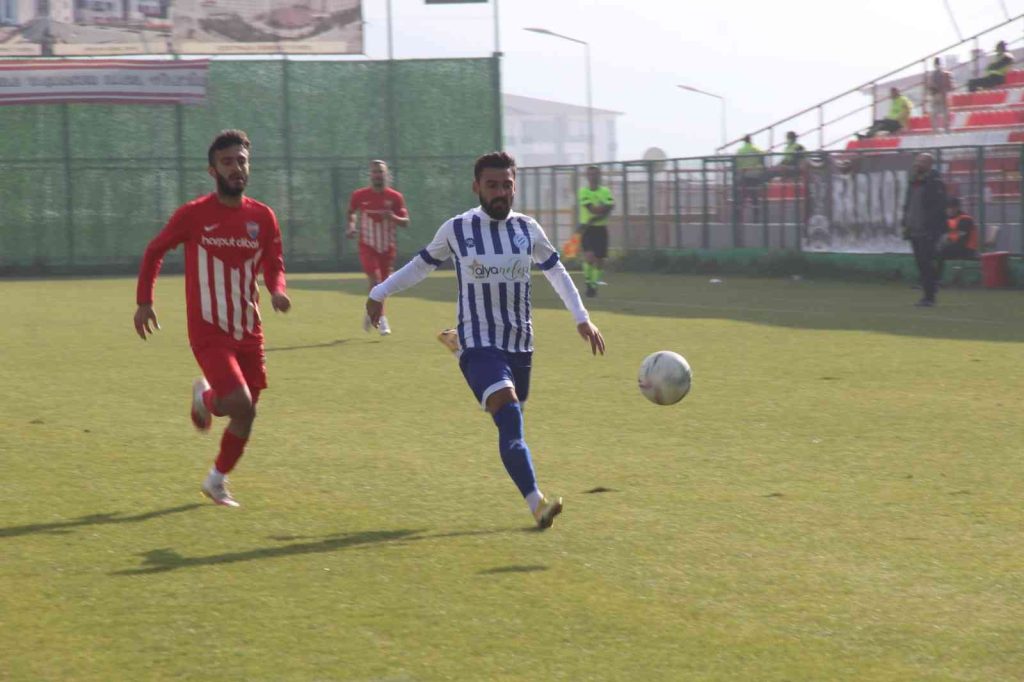 TFF 3. Lig: HD Elazığ Karakoçan: 1 – Beyoğlu Yeni Çarşı: 1