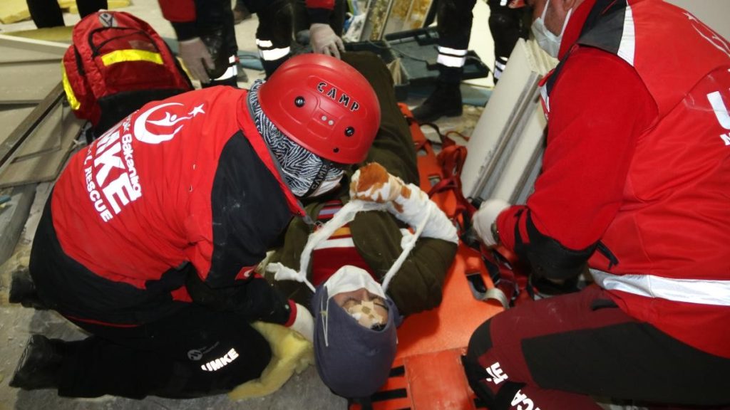 Turgut Özal Tıp Merkezi’nde gerçekleştirilen tatbikat gerçeği aratmadı