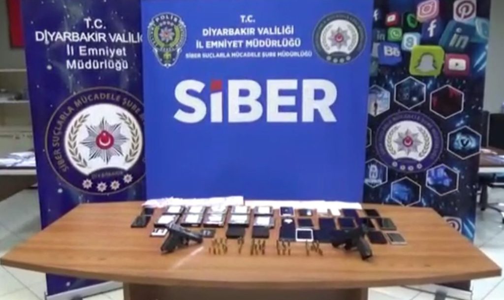 Yasa dışı bahis çetesi Diyarbakır’da çökeltildi