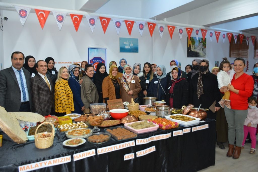 MALATYA – Yerli Malı Haftası’nda veliler ve öğrenciler yarıştı