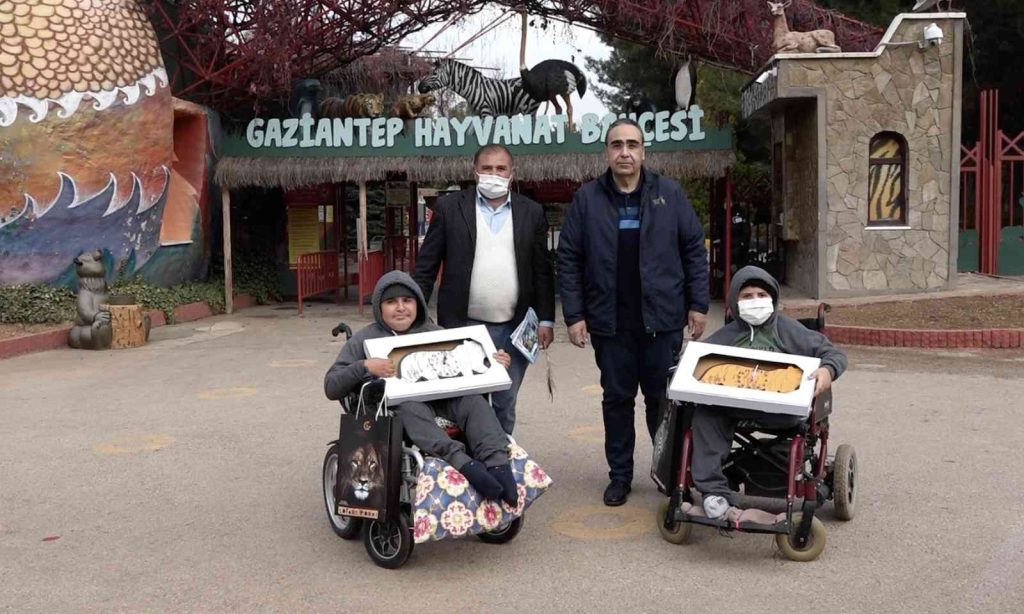 Yiğit kardeşlerin roğal parkı görme isteğini Şahin yerine getirdi