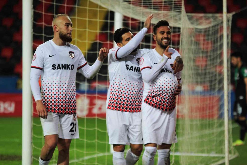 Ziraat Türkiye Kupası: Gaziantep FK: 3 – Sakaryaspor: 1