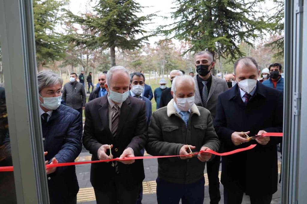 FÜ’ye yeni bir sosyal alan kazandırıldı