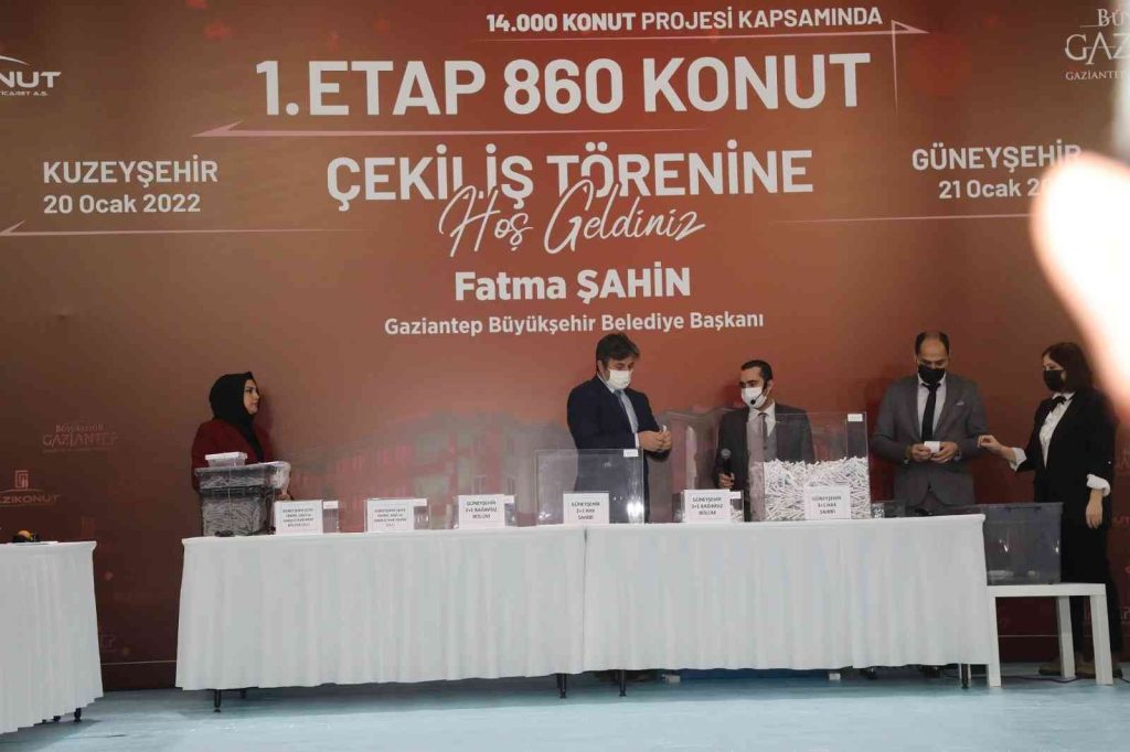 Gaziantep’te 14 bin konut projesinde ilk kuralar çekildi