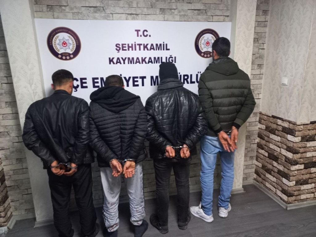 Gaziantep’te yaklaşık 2 kilo bonzai ele geçirildi