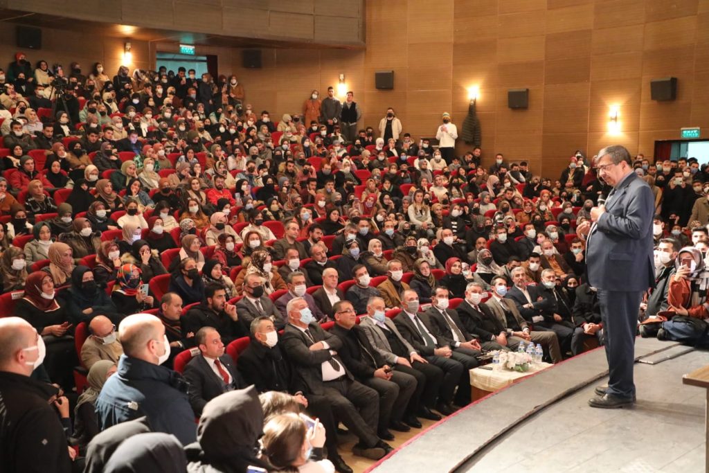 Hayati İnanç, Elazığlılarla buluştu