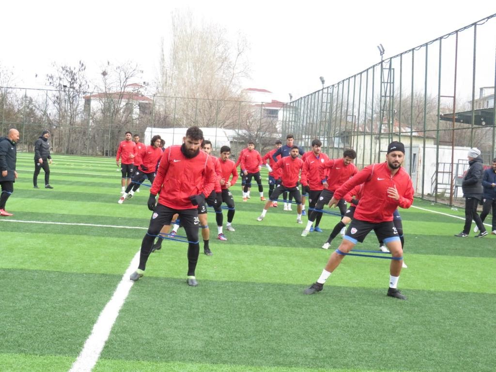 HD Elazığ Karakoçan FK, antrenmanlara başladı