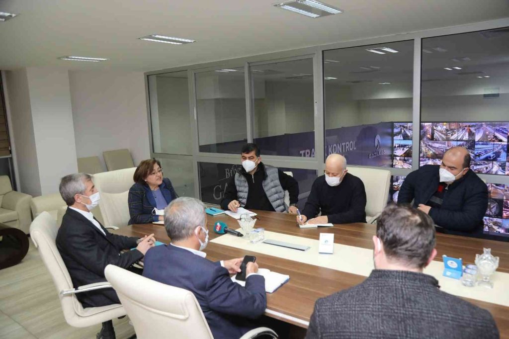 İkinci dalga öncesi belediye başkanları toplandı