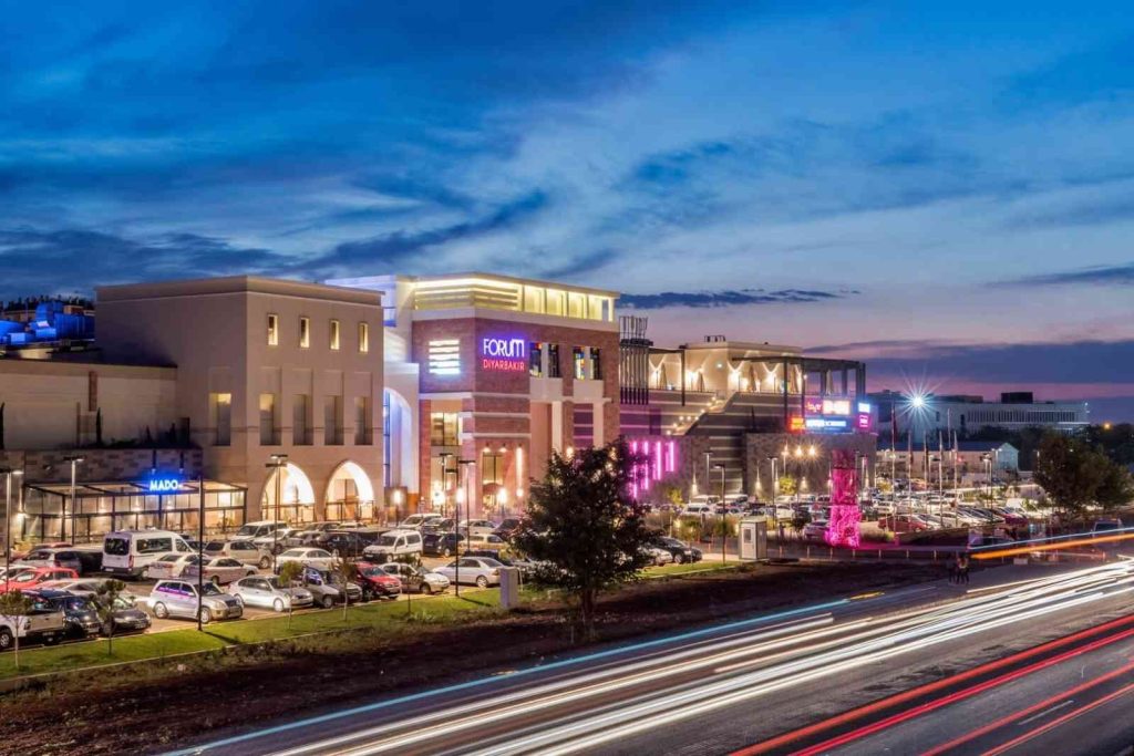 Kitapseverler Forum AVM’de buluşuyor