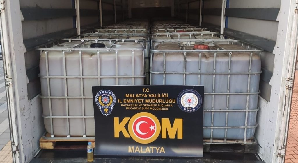 Malatya’da 25 bin litre kaçak akaryakıt ele geçirildi