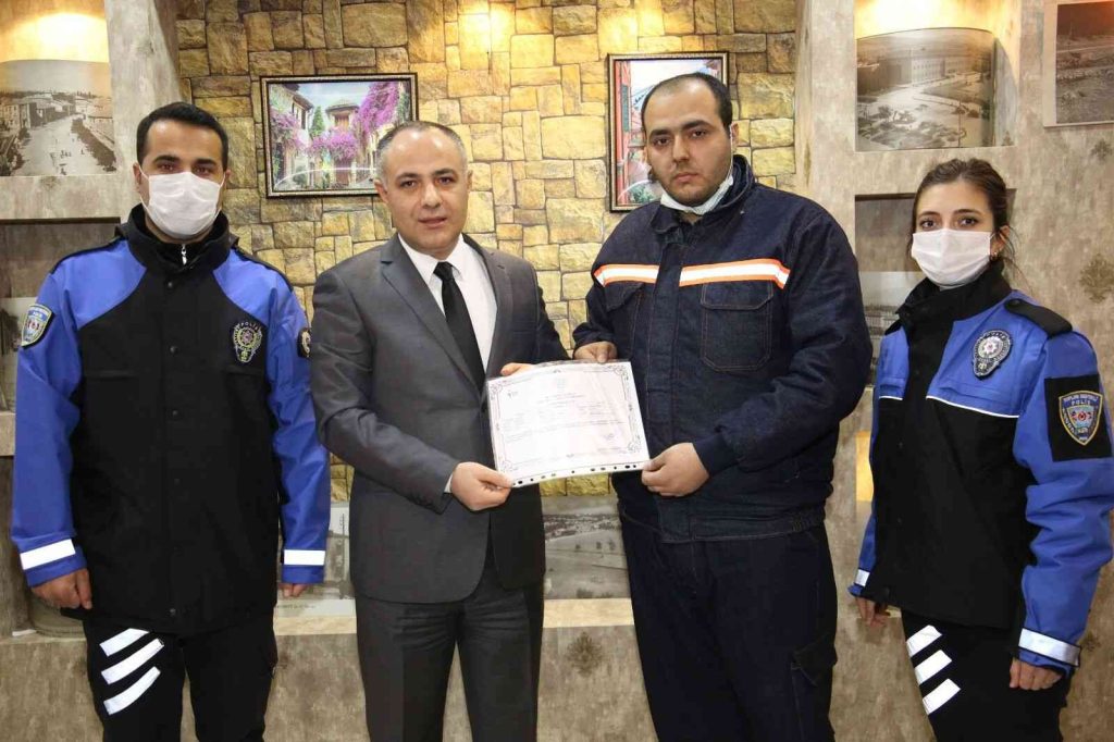 Polis kurs açtı, 6 genç kaynak öğrendi