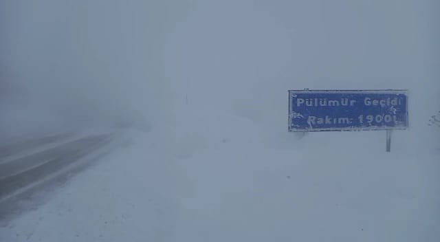 Pülümür’de engelli, hamile ve küçük çocuğu olan kamu personeline kar izni
