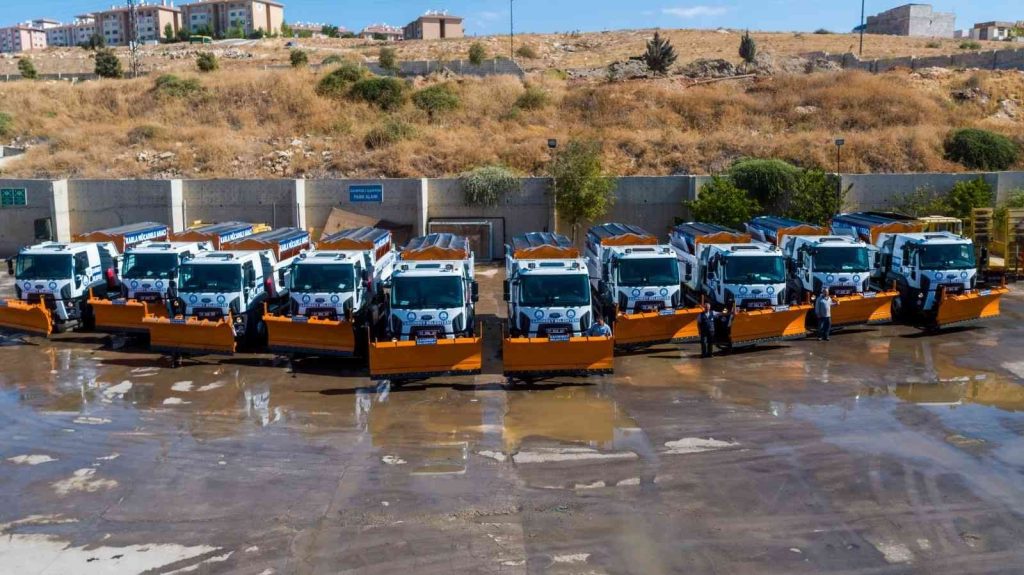 Şahinbey’de kar yağışı öncesi hazırlıklar tamamlandı