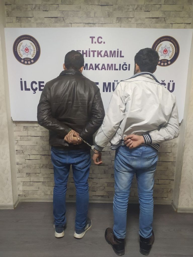 Sıhhi tesisat malzemesi çalan şüpheliler yakalandı