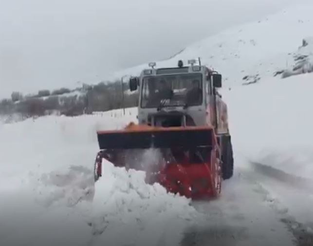 Tunceli’de karla mücadele çalışmaları sürüyor