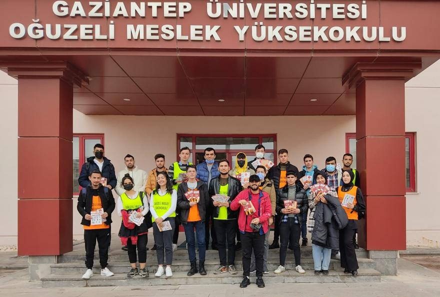 Üniversite öğrencilerinden soba zehirlenmelerine karşı uyarı