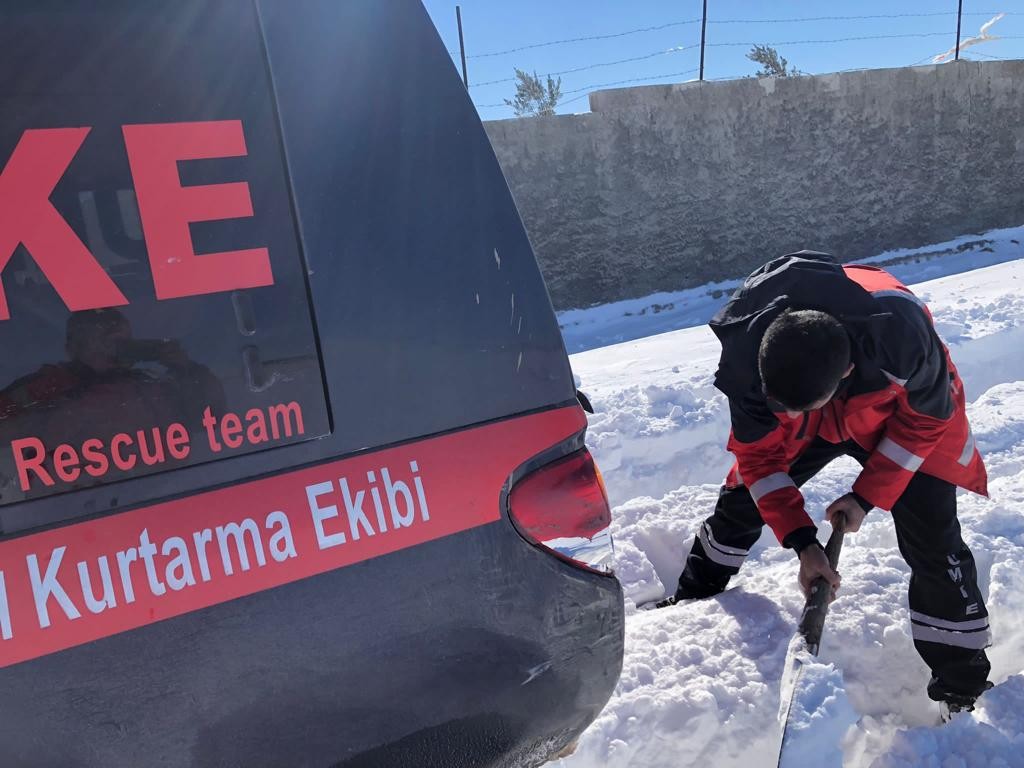 Vücudu yanan bebeğin imdadına UMKE yetişti