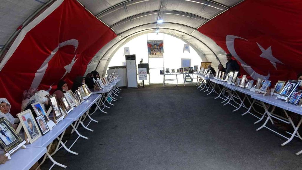 Annelerin HDP’ye tepkisi dinmiyor