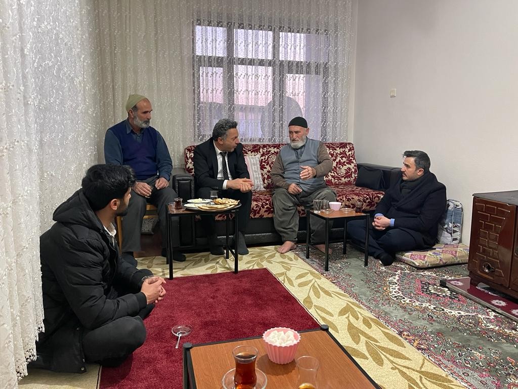 Başkan Çadırcı, şehit aileleriyle bir araya geldi