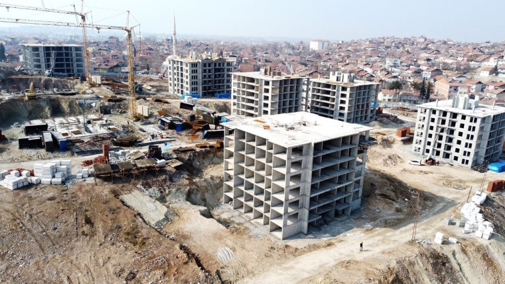 Battalgazi’deki kentsel dönüşüm konutları hızla yükseliyor