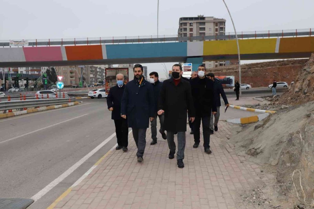 Baydilli mesaiye sokaklarda başladı