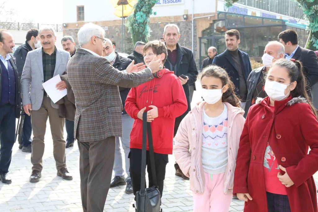 Belediye Başkanı Güder, yetim çocuklar ve aileleriyle buluştu