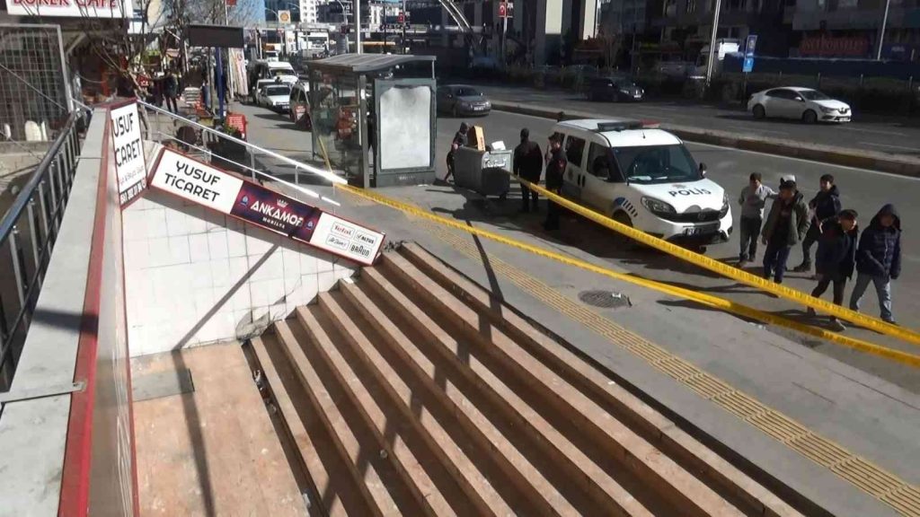 Diyarbakır’da mobilyacı dükkanında alacak verecek kavgası, 5 yaralı