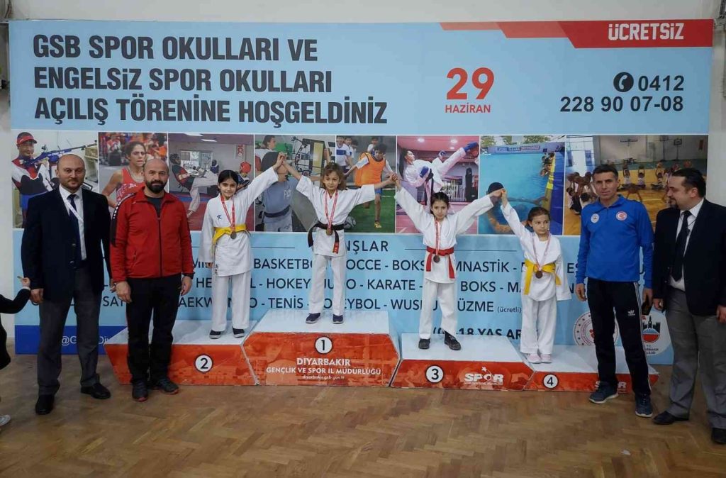Diyarbakır’da Okullar Arası Karate İl Birinciliği müsabakaları tamamlandı