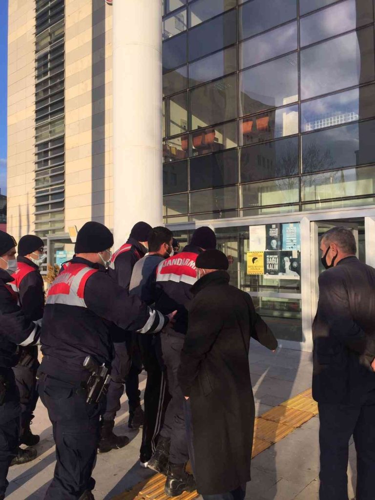 Elazığ’da 21 suçtan 10 yıl kesinleşmiş hapis cezası bulunan firari yakalandı